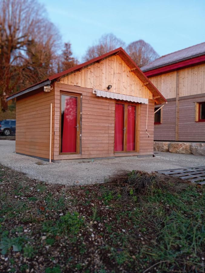 La P'Tite Maison Bois Du Herisson Menetrux-en-Joux Esterno foto