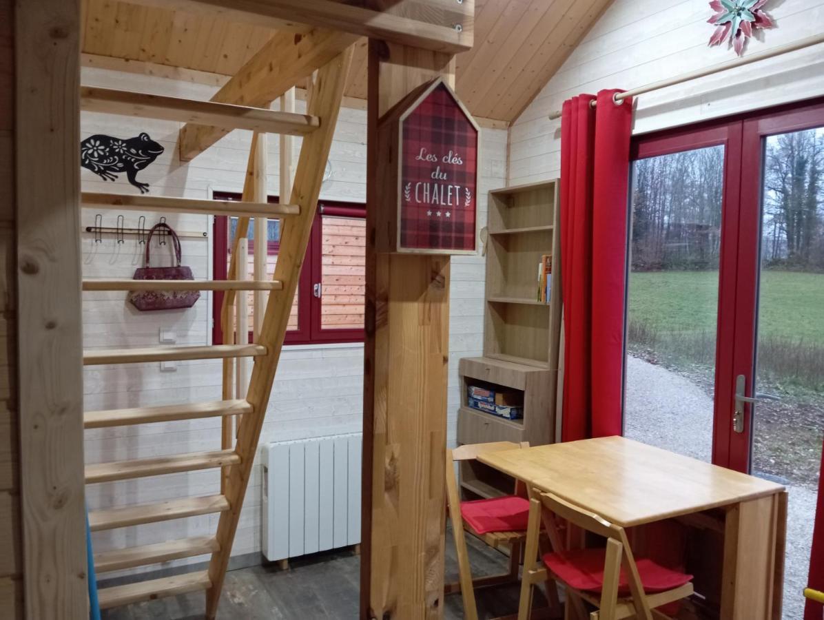 La P'Tite Maison Bois Du Herisson Menetrux-en-Joux Esterno foto